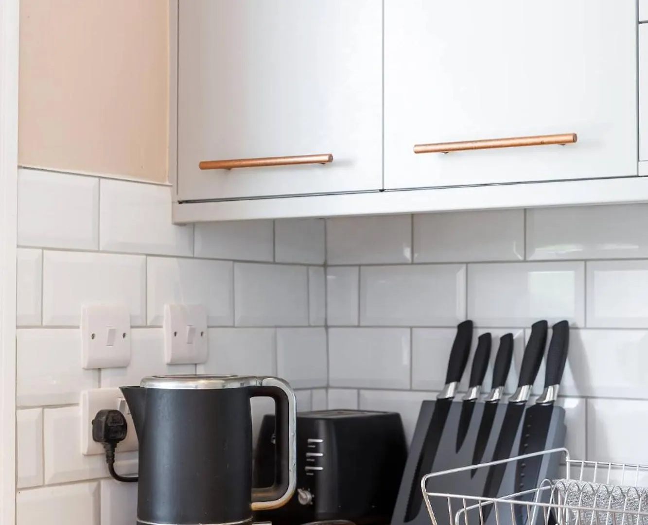 Central Brighton 1 Bedroom Apartment 0*,